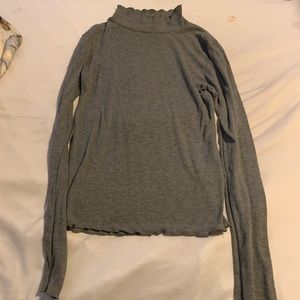 Gray long sleeve turtle neck